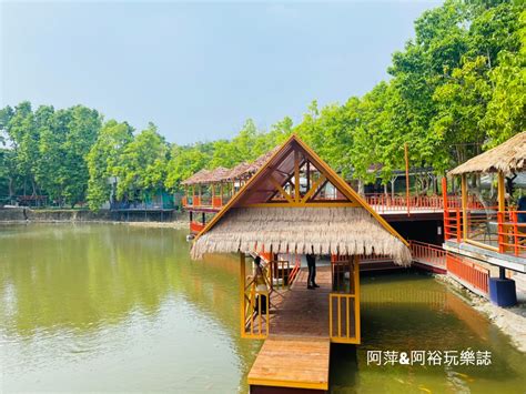 雲林南洋風水上屋|粉色花旗木 + 峇里島水上屋超好拍！雲林最新打卡點「。